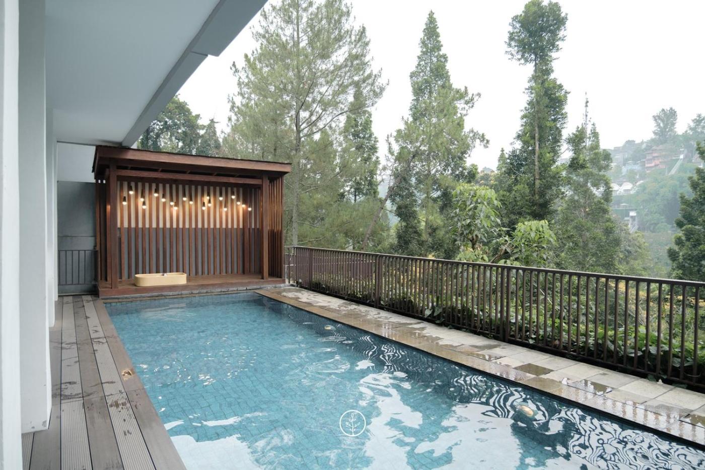 Tulip Hill View Villa 5 Bedrooms With A Private Swimming Pool Bandung Exterior photo