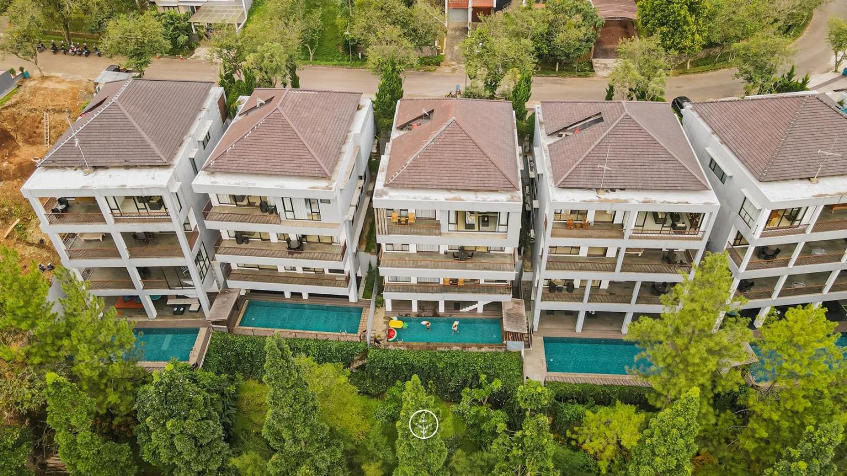 Tulip Hill View Villa 5 Bedrooms With A Private Swimming Pool Bandung Exterior photo