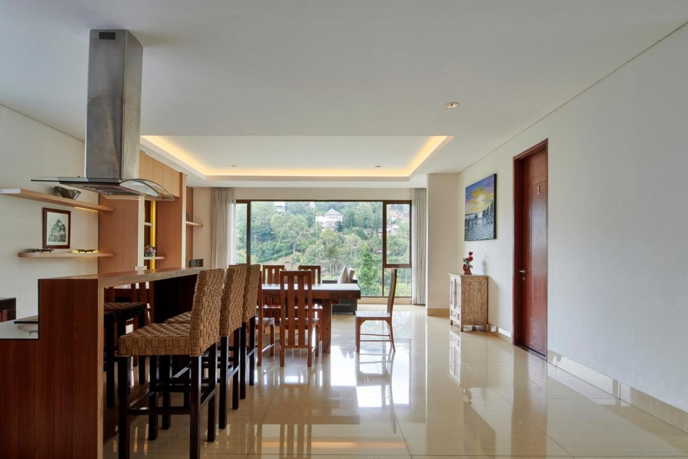Tulip Hill View Villa 5 Bedrooms With A Private Swimming Pool Bandung Exterior photo