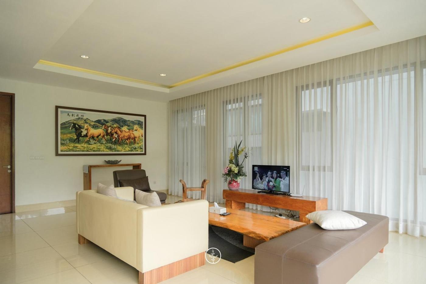 Tulip Hill View Villa 5 Bedrooms With A Private Swimming Pool Bandung Exterior photo